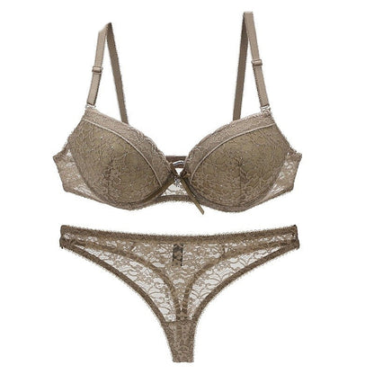 Scalloped Lace Set