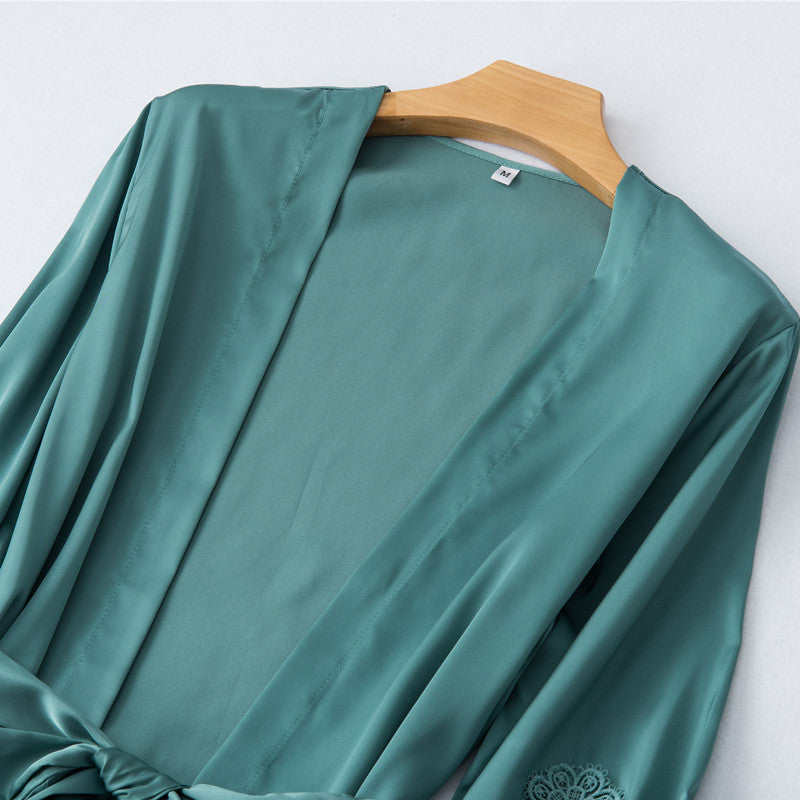 Nightgown set with floral sleeves