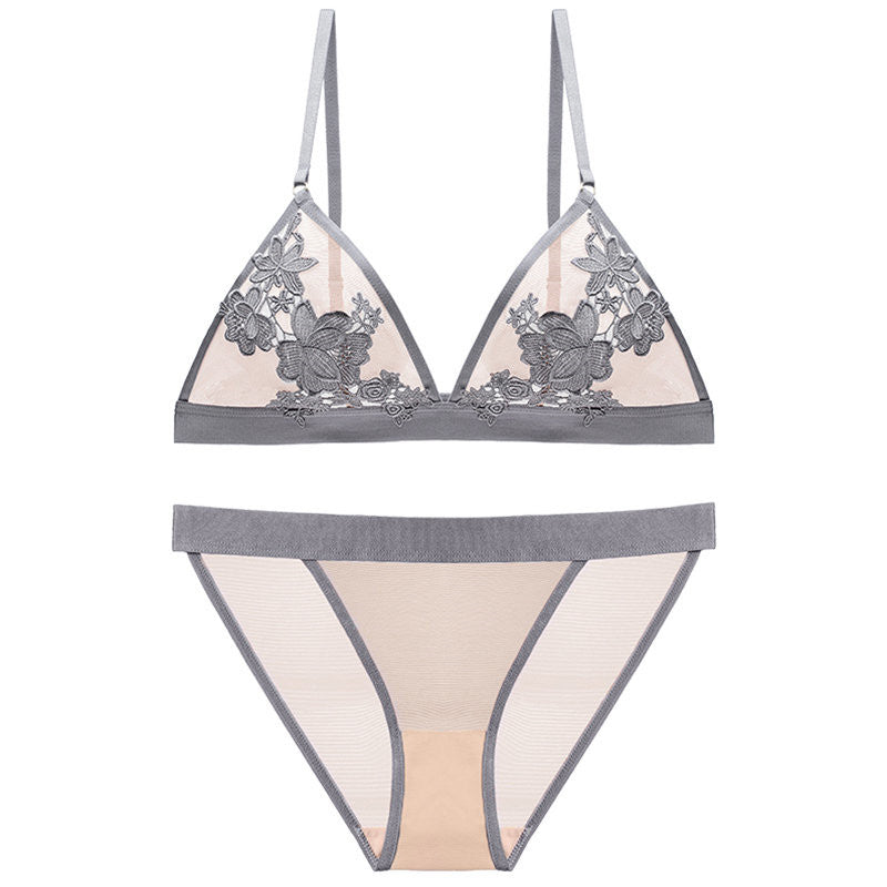 Triangle, no underwire lingerie set