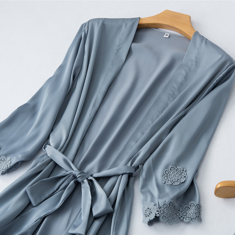 Nightgown set with floral sleeves