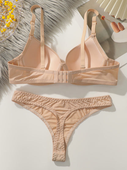 Nude No-Show Set
