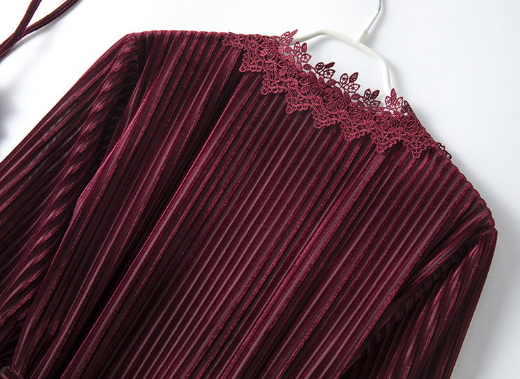 Long-sleeved Sexy Nightgown With Chest Pad